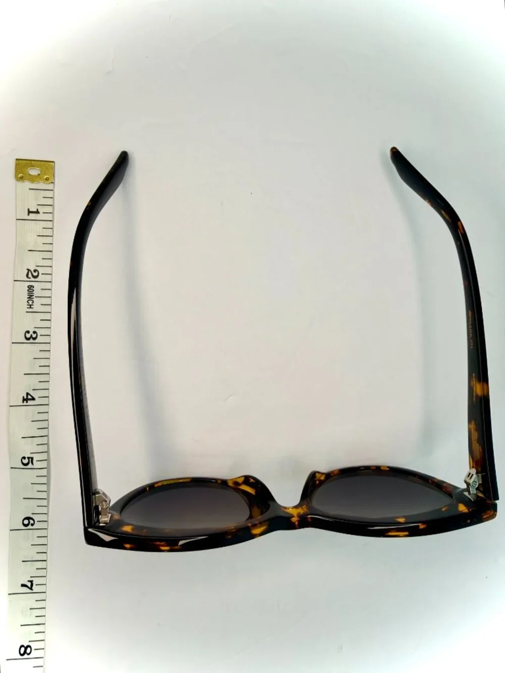 DIFF x Marilyn Monroe | Tortoise Cat Eye Sunglasses + Case Cloth